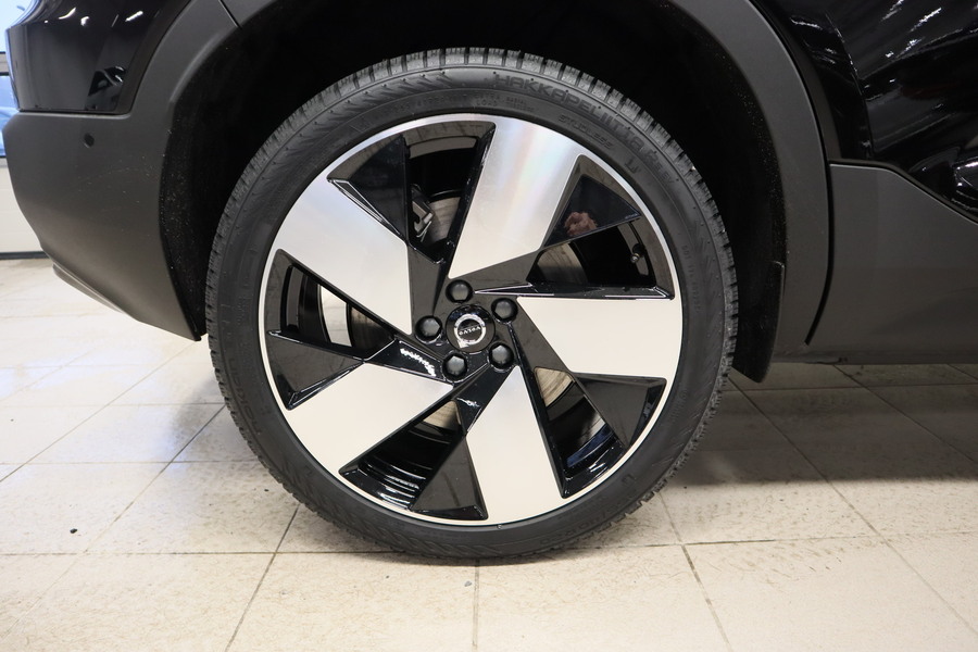 Volvo EX40 vaihtoauto