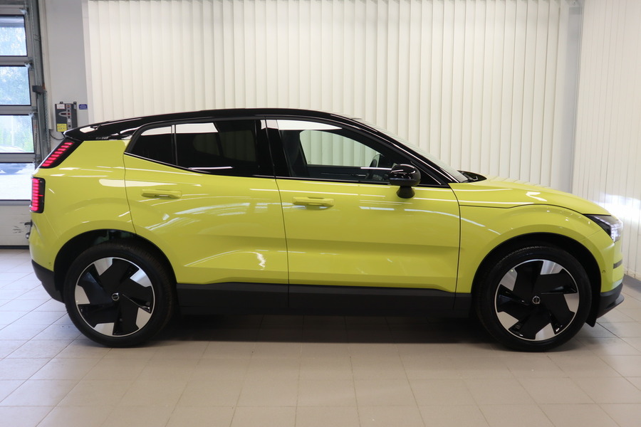 Volvo EX30 vaihtoauto