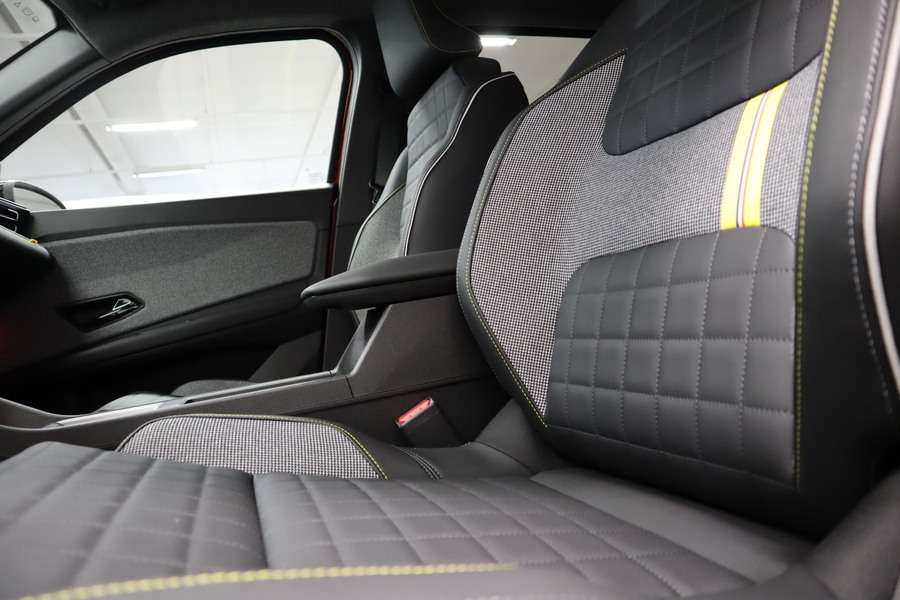 Renault 4 vaihtoauto