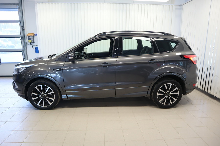 Ford Kuga vaihtoauto