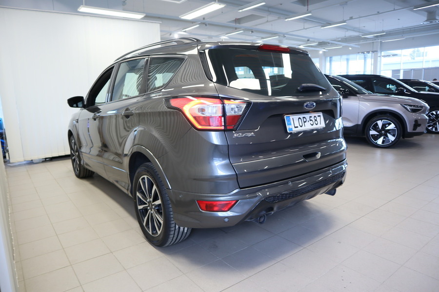 Ford Kuga vaihtoauto