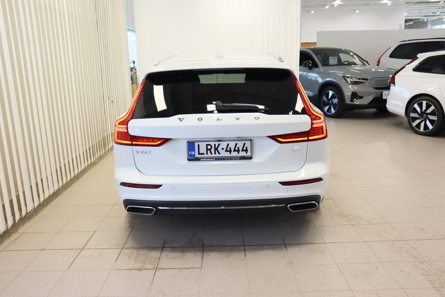 Volvo V60 vaihtoauto