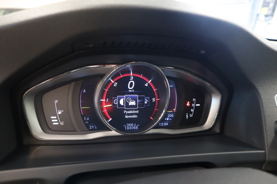 Volvo V60 Cross Country vaihtoauto