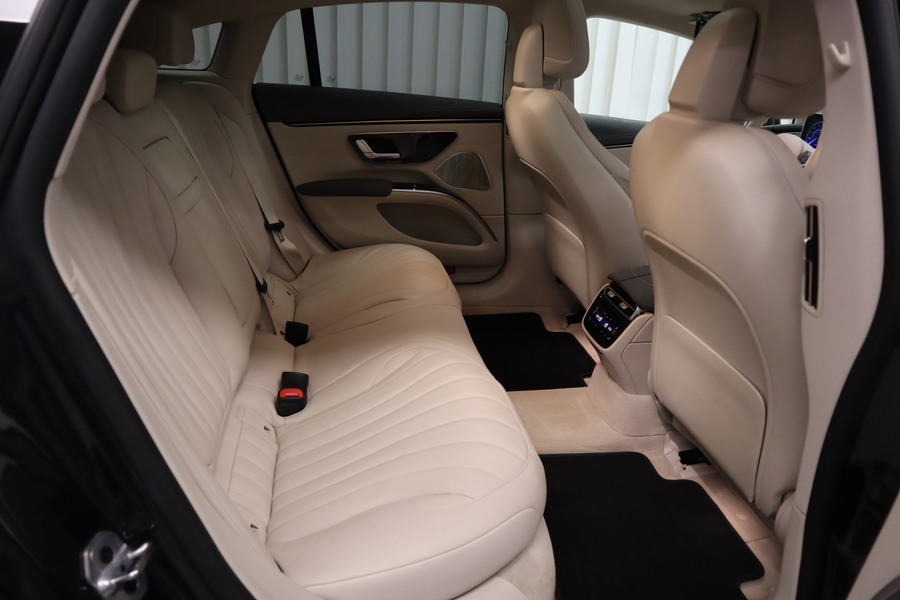 Mercedes-Benz EQS vaihtoauto