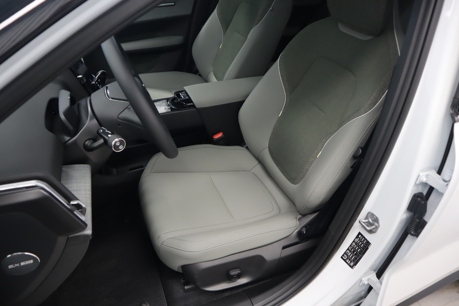 Volvo EX30 Cross Country vaihtoauto