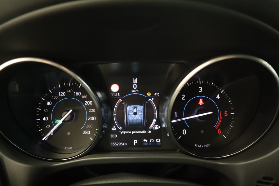 Jaguar F-PACE vaihtoauto