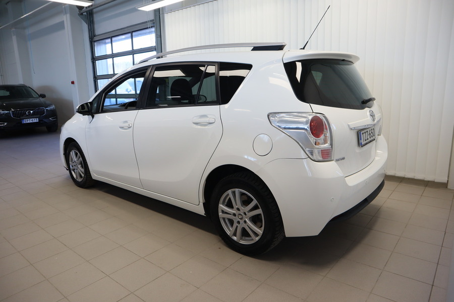 Toyota Verso vaihtoauto
