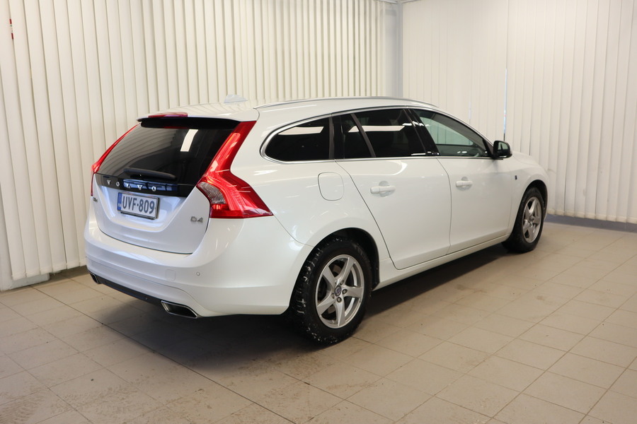Volvo V60 vaihtoauto