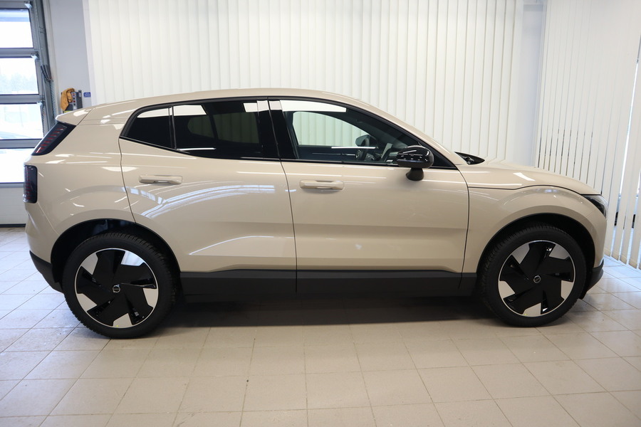 Volvo EX30 vaihtoauto