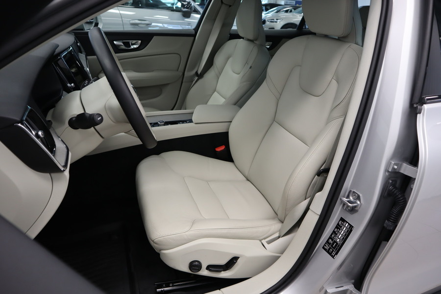 Volvo V60 Cross Country vaihtoauto