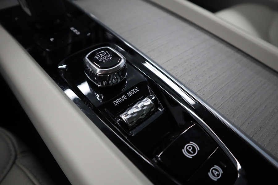 Volvo V60 Cross Country vaihtoauto