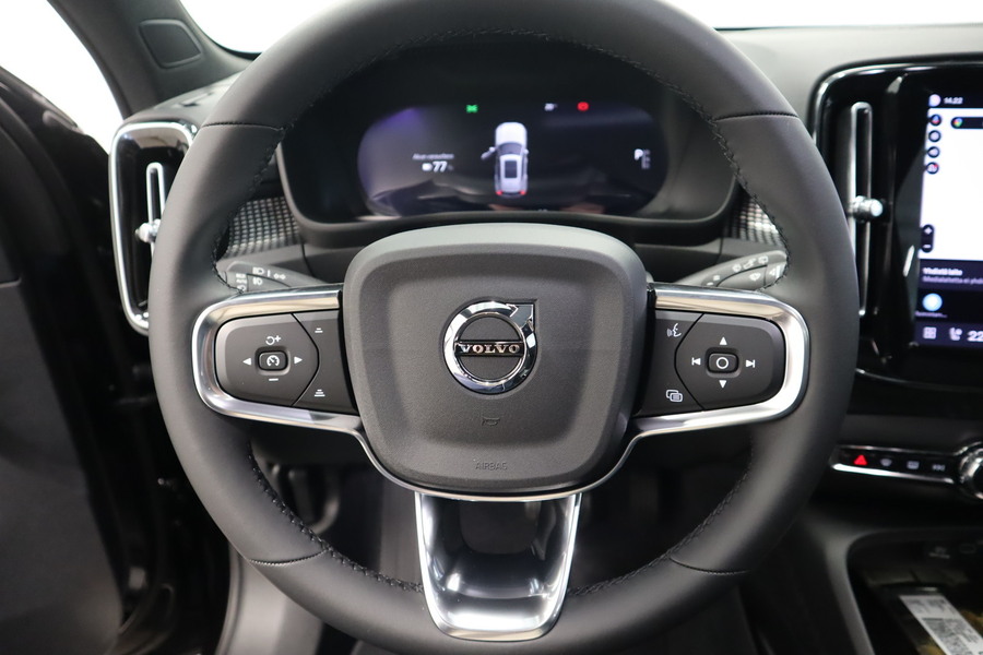 Volvo EX40 vaihtoauto