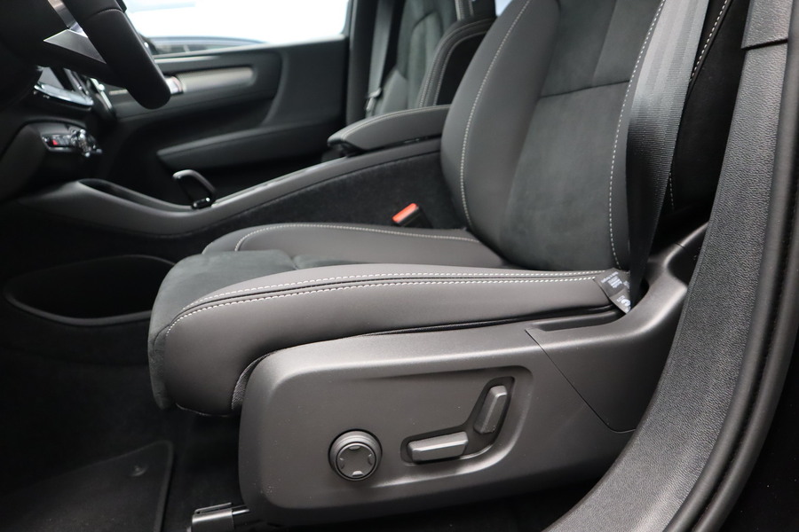 Volvo EX40 vaihtoauto