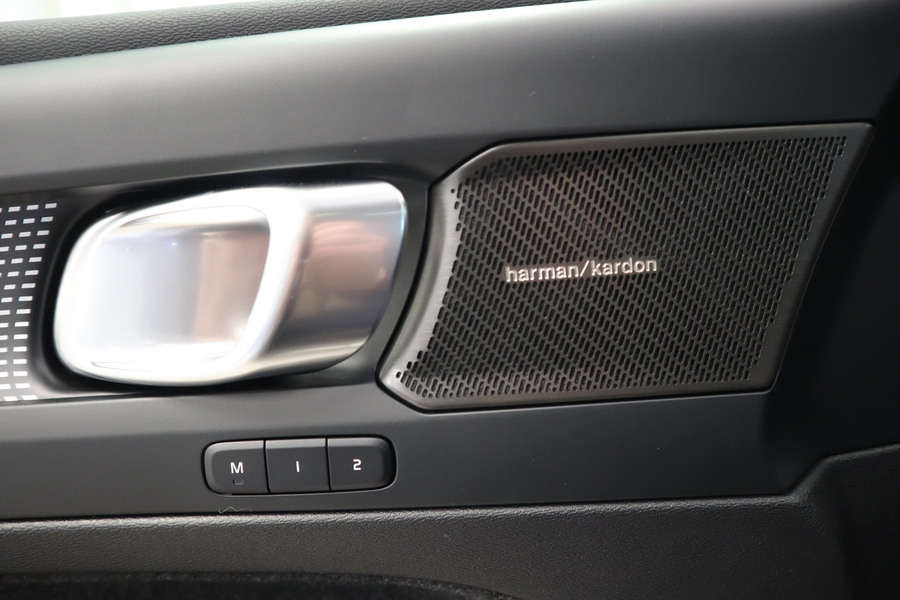 Volvo EX40 vaihtoauto