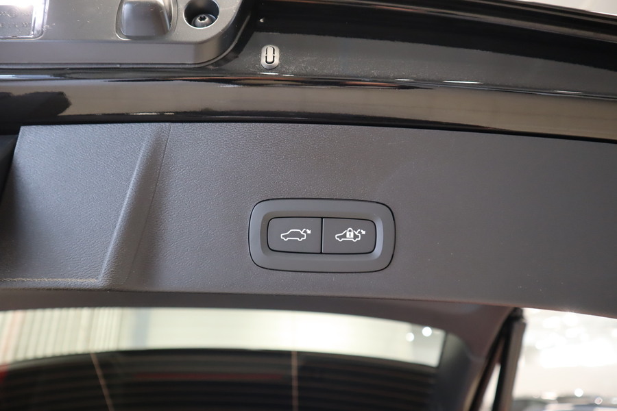 Volvo EX40 vaihtoauto