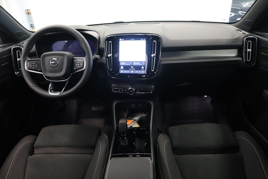 Volvo EC40 vaihtoauto