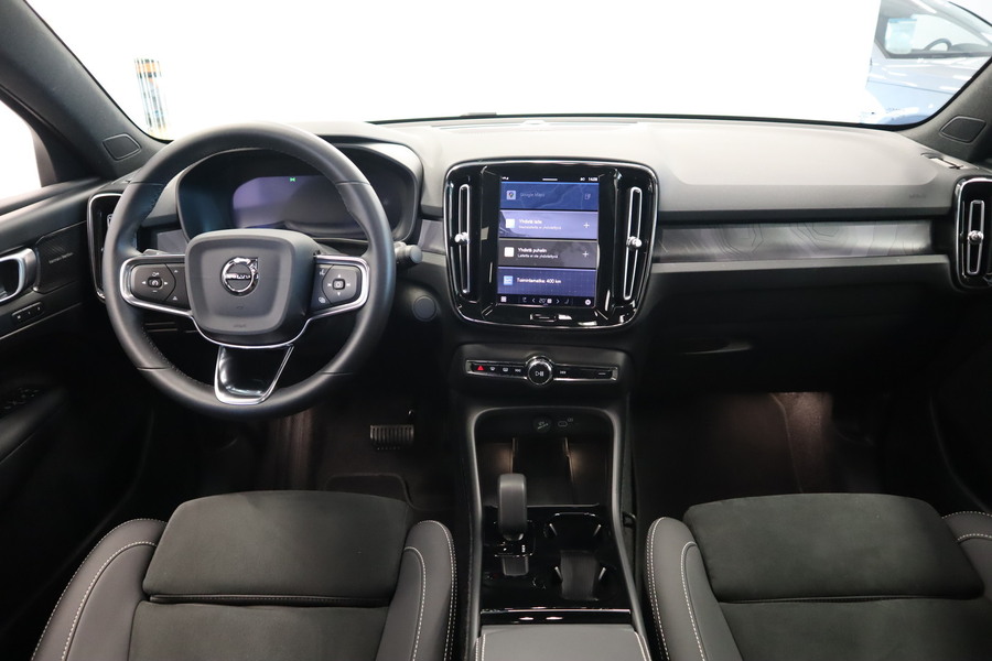 Volvo EC40 vaihtoauto