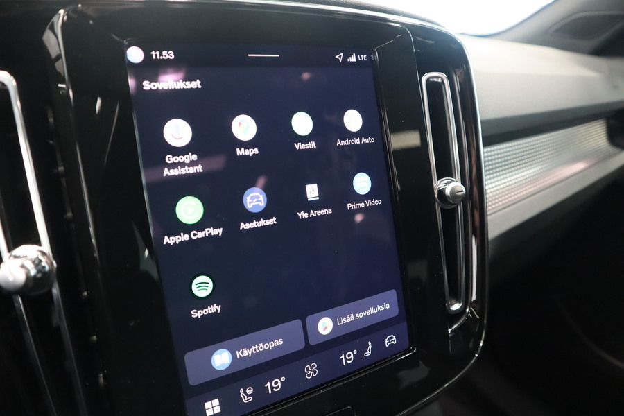 Volvo EC40 vaihtoauto