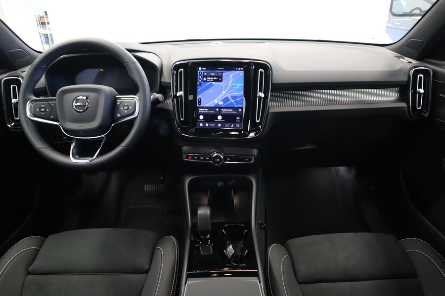 Volvo EC40 vaihtoauto