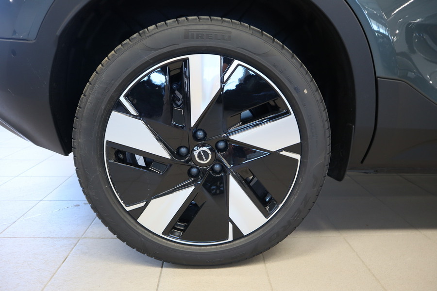 Volvo EC40 vaihtoauto