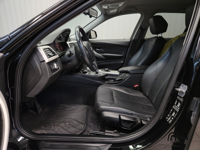BMW 320 vaihtoauto