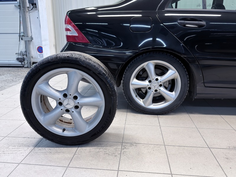 Mercedes-Benz C vaihtoauto