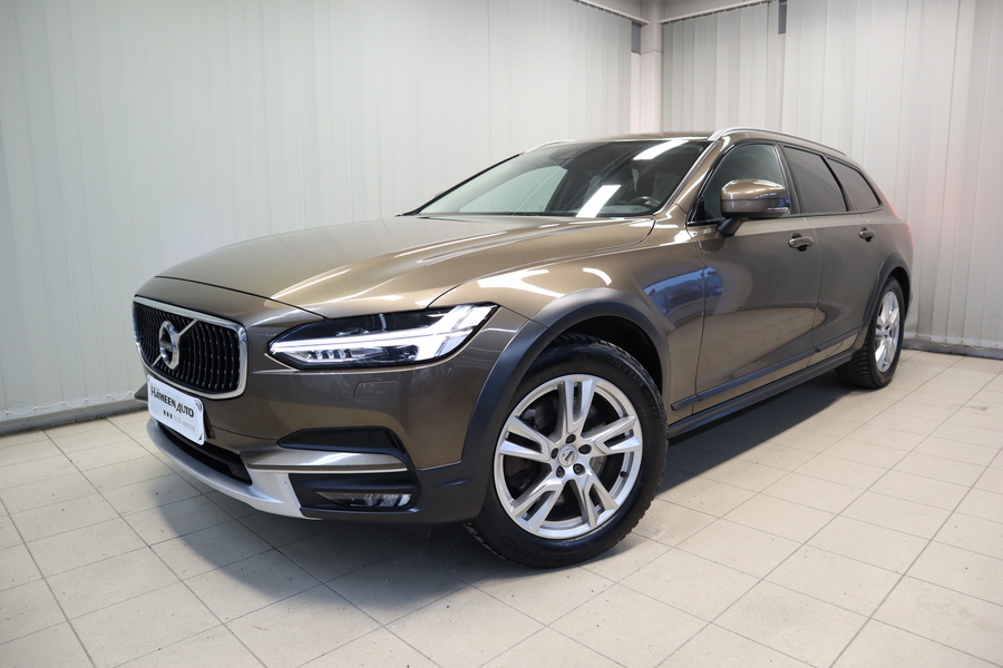 Volvo V90 Cross Country vaihtoauto