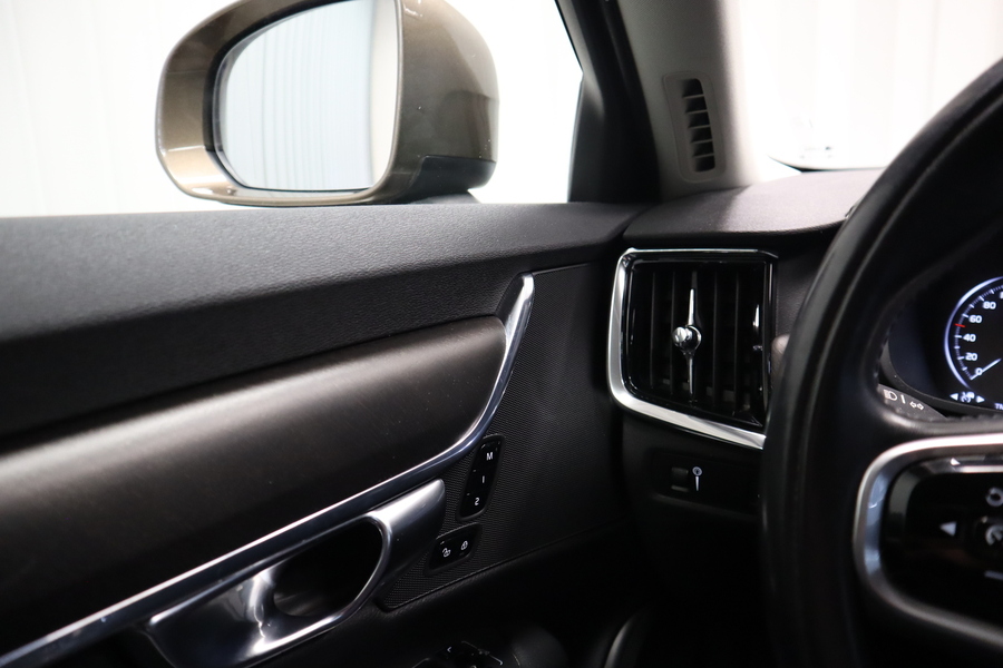 Volvo V90 Cross Country vaihtoauto