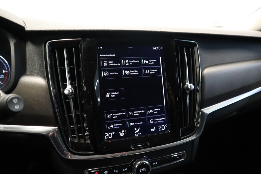 Volvo V90 Cross Country vaihtoauto