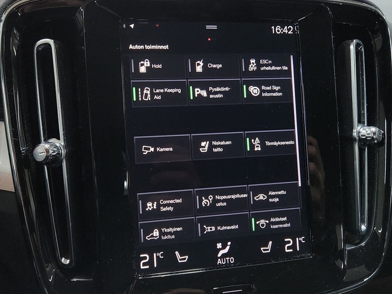 Volvo XC40 vaihtoauto