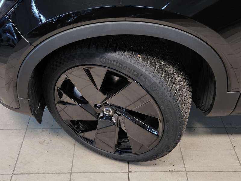 Volvo EX40 vaihtoauto