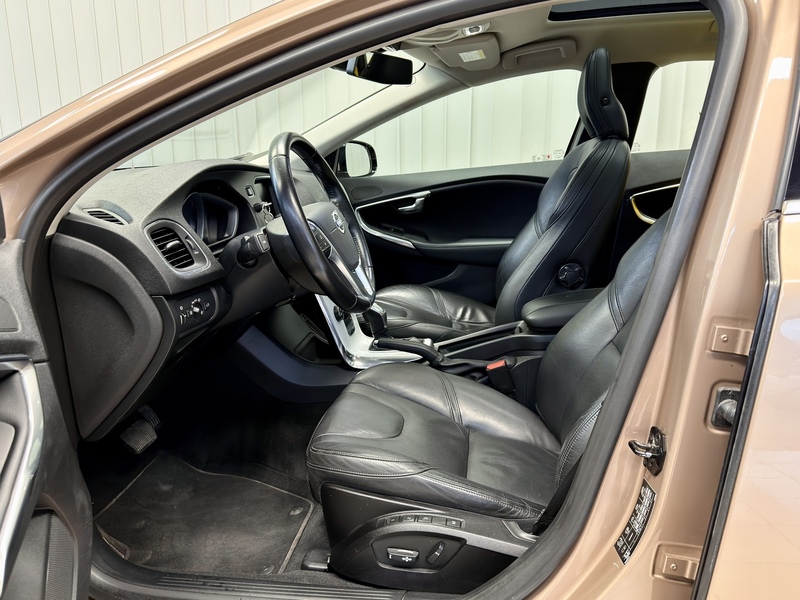 Volvo V40 vaihtoauto