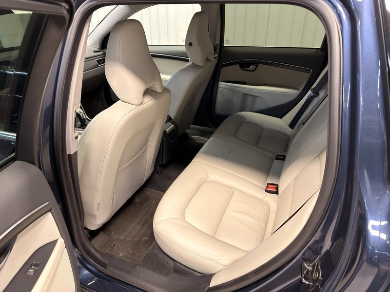 Volvo V70 vaihtoauto