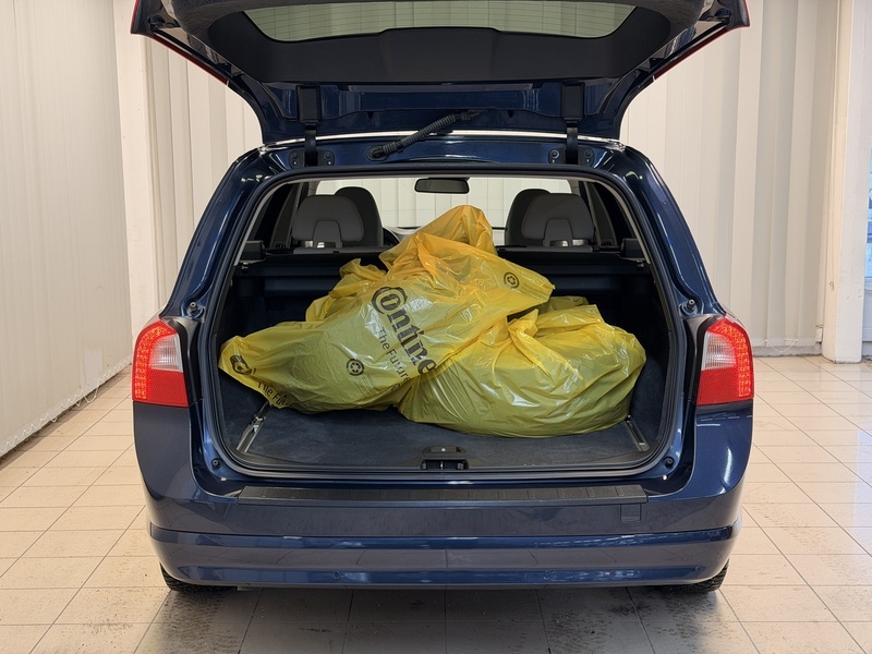 Volvo V70 vaihtoauto