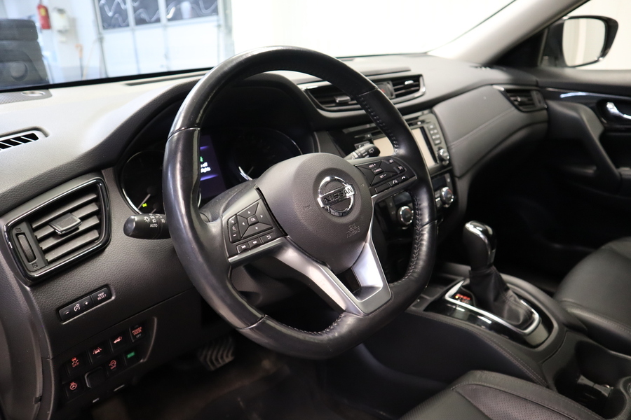 Nissan X-Trail vaihtoauto