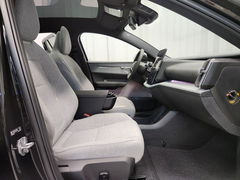 Volvo EX30 vaihtoauto