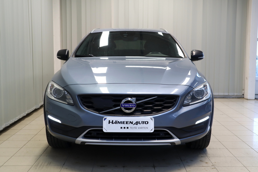 Volvo V60 Cross Country vaihtoauto