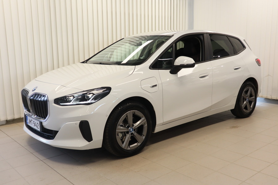 BMW 225 vaihtoauto