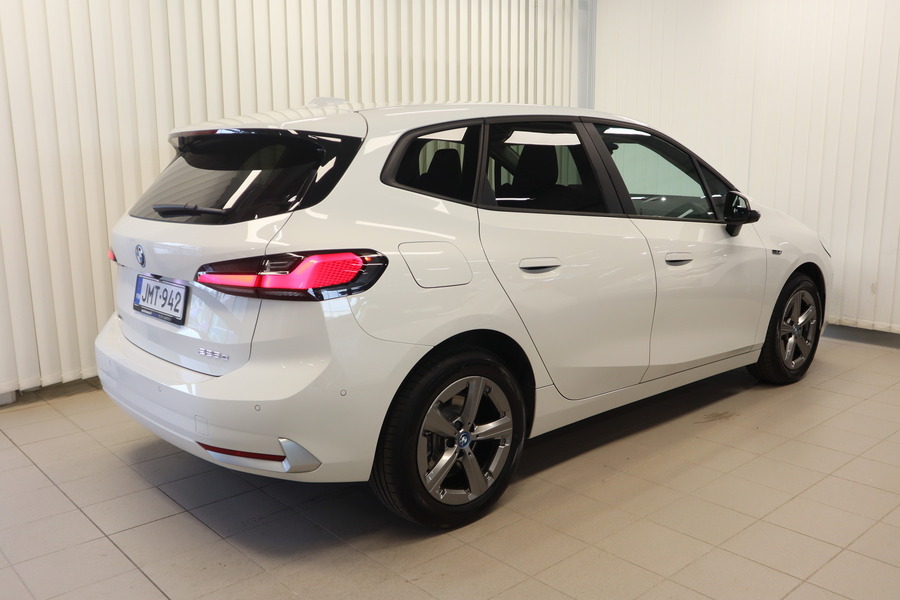 BMW 225 vaihtoauto
