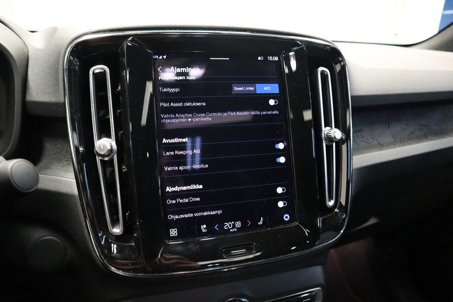 Volvo C40 vaihtoauto