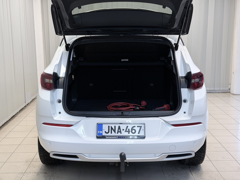 Opel Grandland vaihtoauto