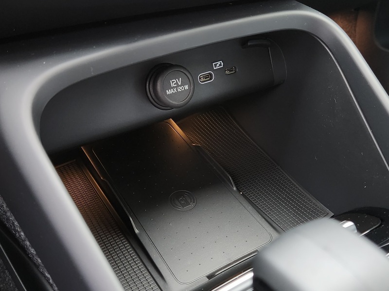 Volvo EX40 vaihtoauto