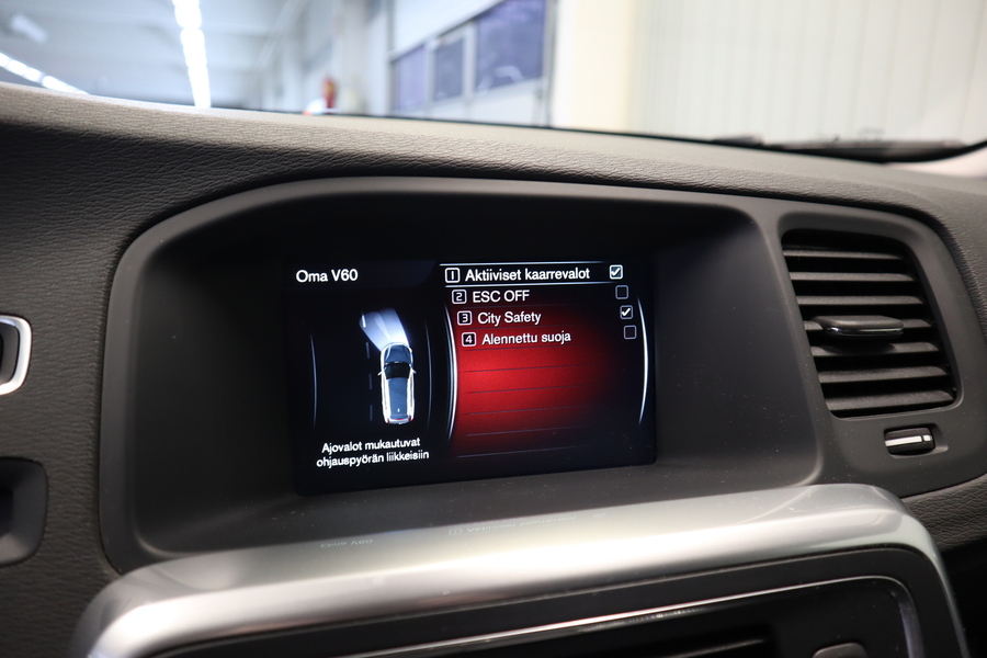 Volvo V60 vaihtoauto