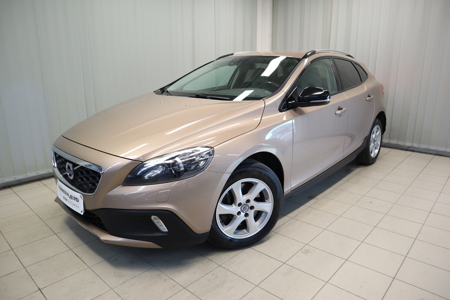 Volvo V40 Cross Country vaihtoauto