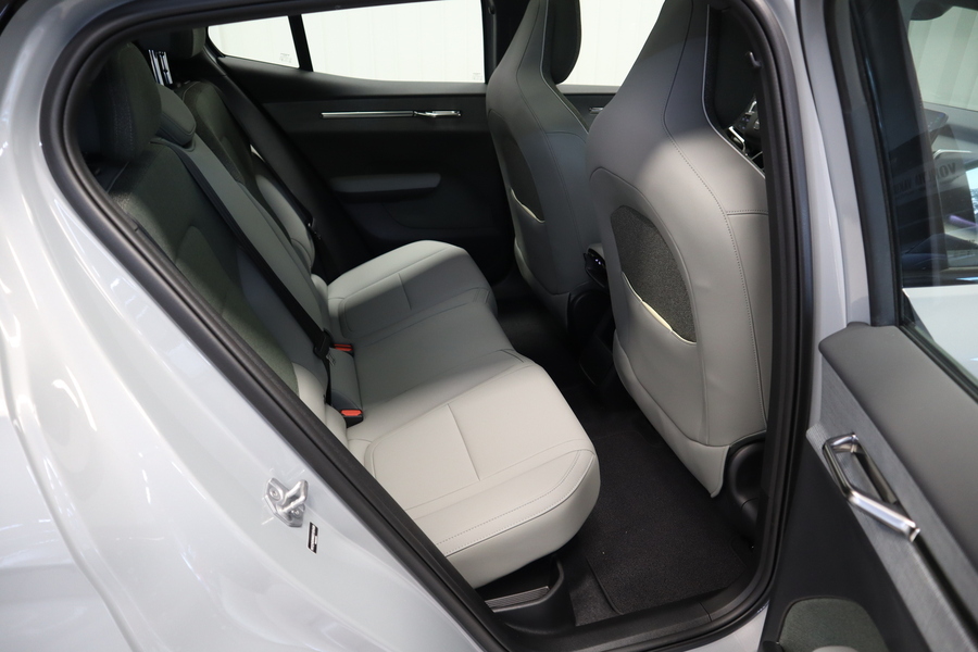 Volvo EX30 Cross Country vaihtoauto