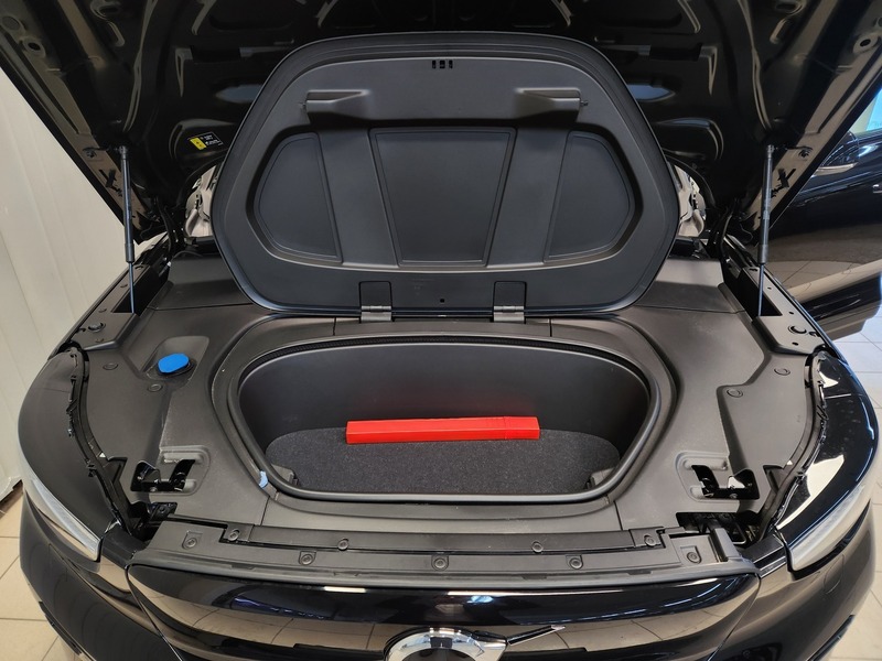 Volvo EC40 vaihtoauto