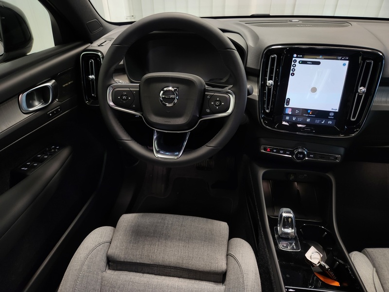 Volvo EC40 vaihtoauto