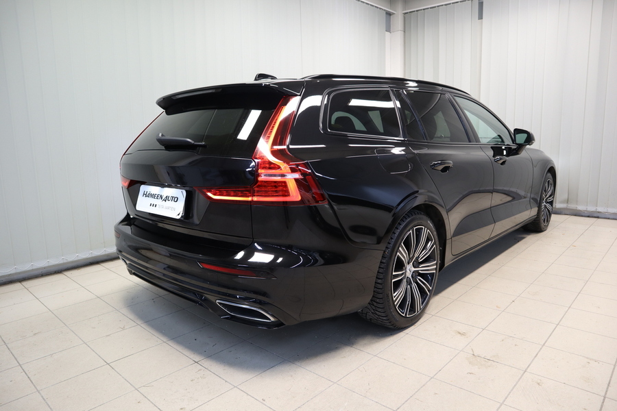 Volvo V60 vaihtoauto