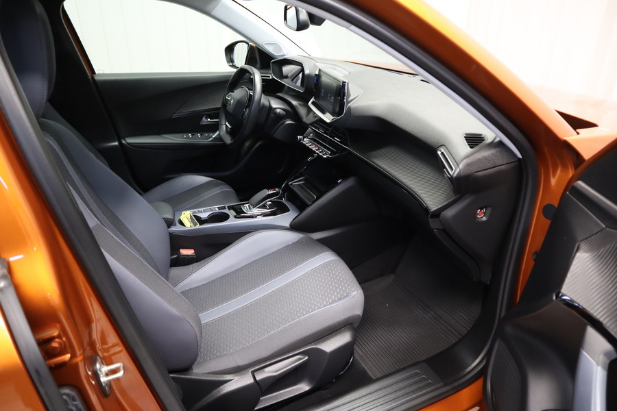 Peugeot e-2008 vaihtoauto