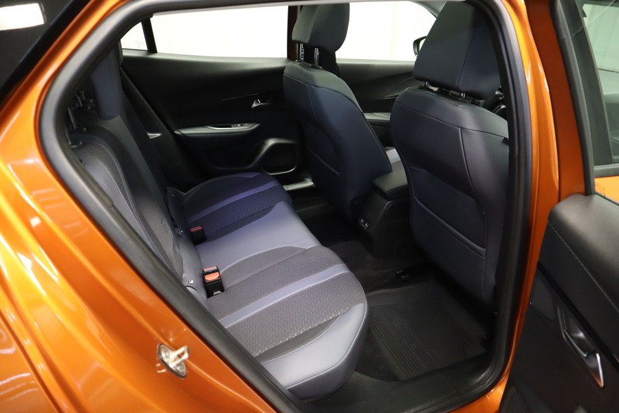 Peugeot e-2008 vaihtoauto